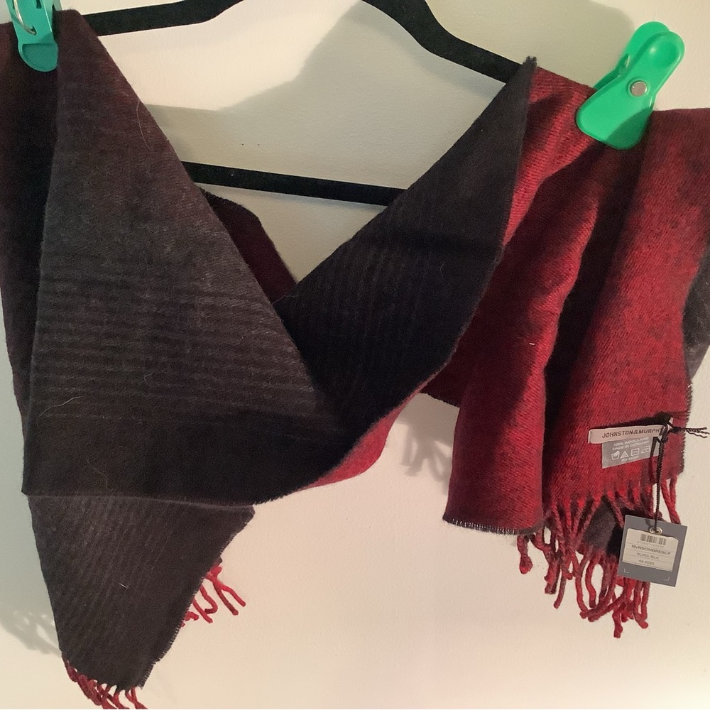 reversible Johnston+murphy wool scarf .Gender neutral NWTS